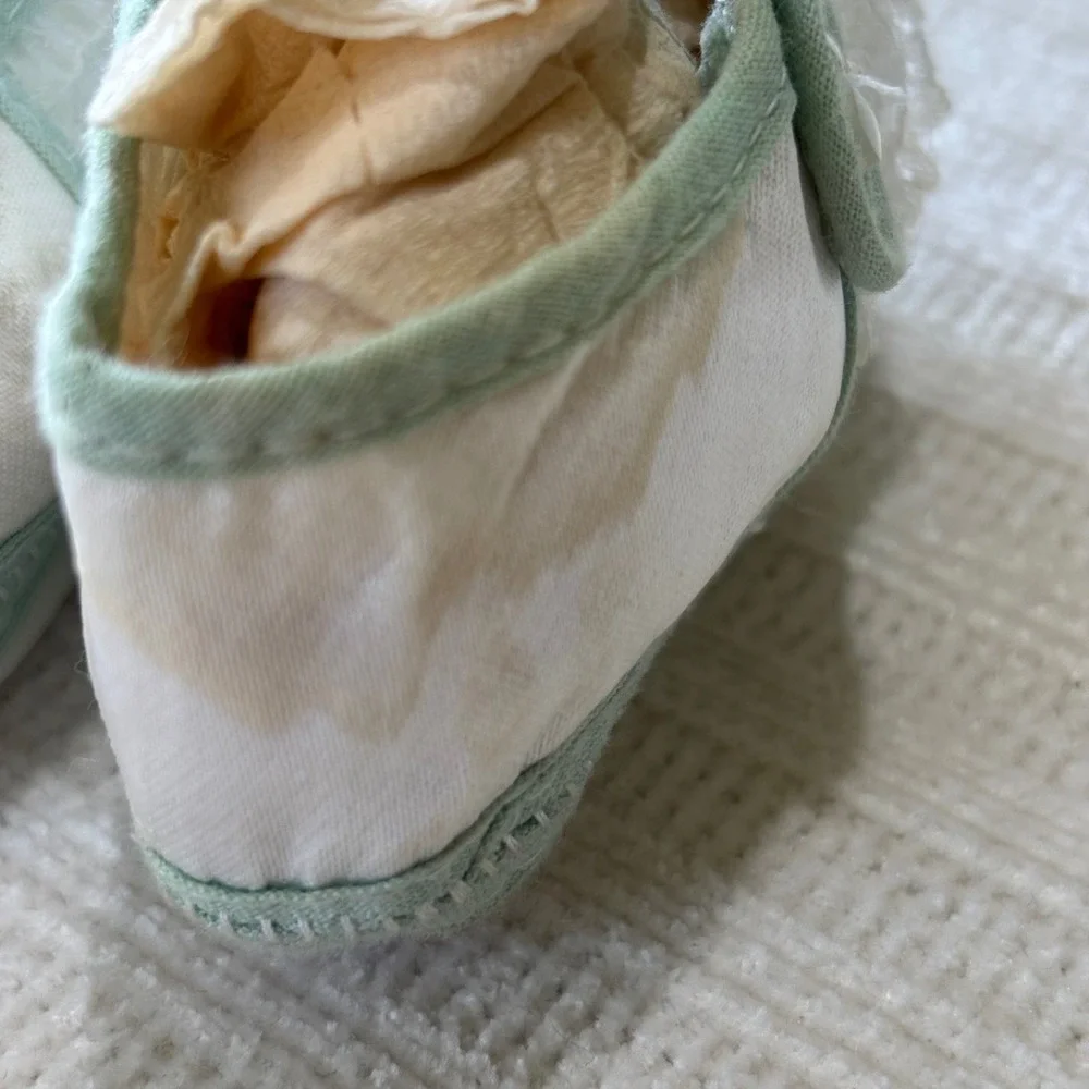 Vintage Infant Baby Booties Satin Lace Mary Jane Christening Shoes Mint Cream